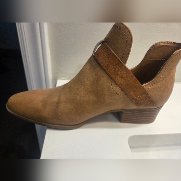 Booties - Picture 2 of 4